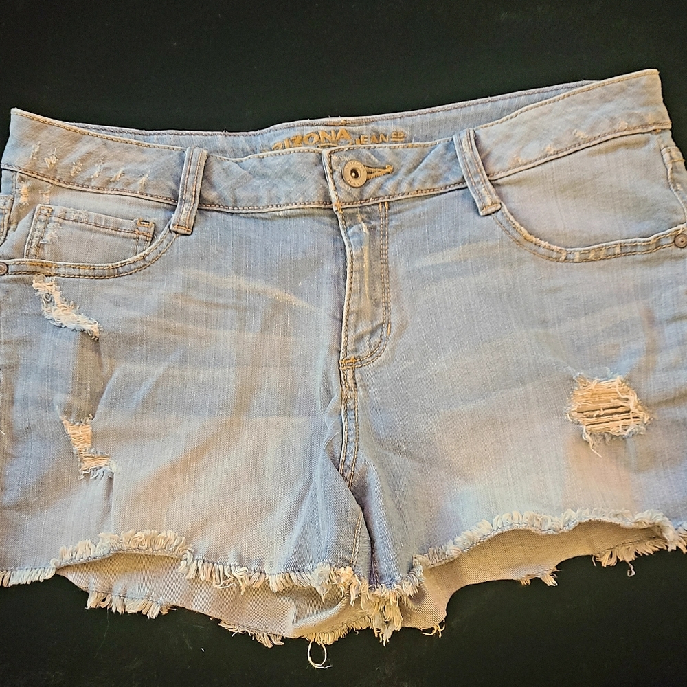 Sz 13 Arizona Cutoff Jean Shorts